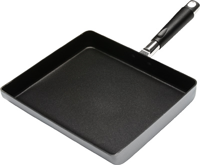 [ EGG PAN, BLACK, 21 X 23 CM - J ]