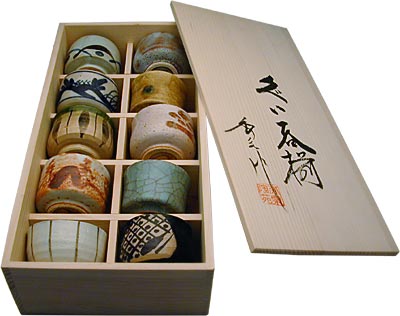[ SAKE SET, ASSORTED IN WOOD BOX ]