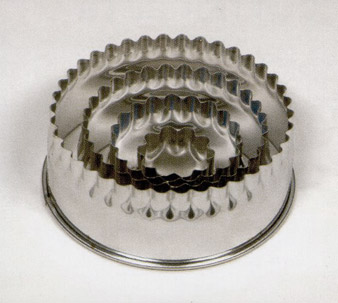 [ COOKIE CUTTER, SCALLOPED EDGE, ]