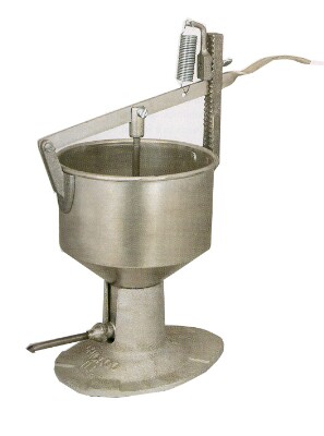 [ GIANT CAKE FILLER, 4 QUART - K ]