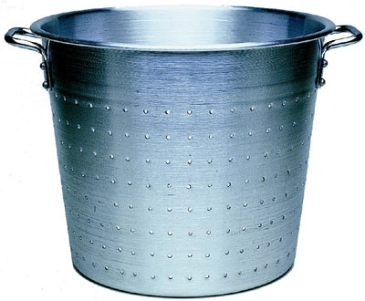 [ FOOD PAIL W/HOLES, ALUM., 15